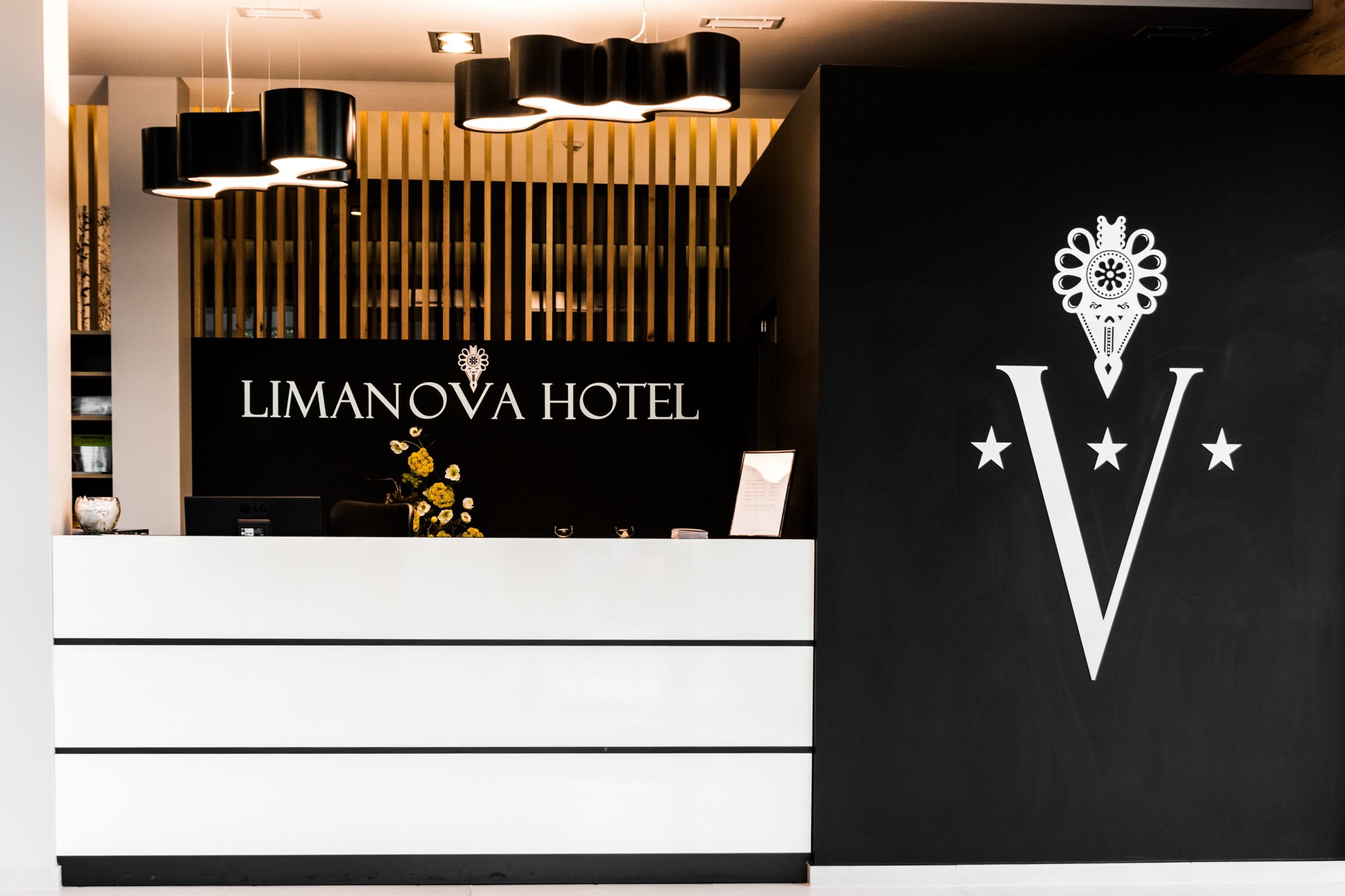 LimanoVa Hotel***
